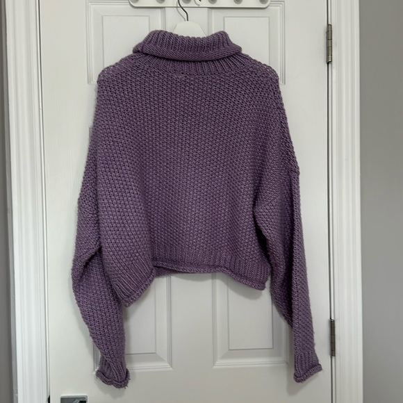 Moth for Anthropologie.  Cropped turtleneck sweater, size small. - Picture 2 of 7